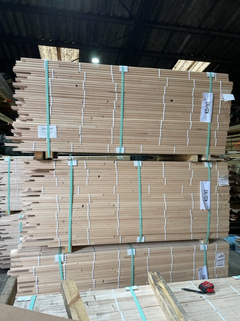 Solid Hard White Maple Narrow Strip Floor Boards T&G 4 sides | Prime Grade (KD)